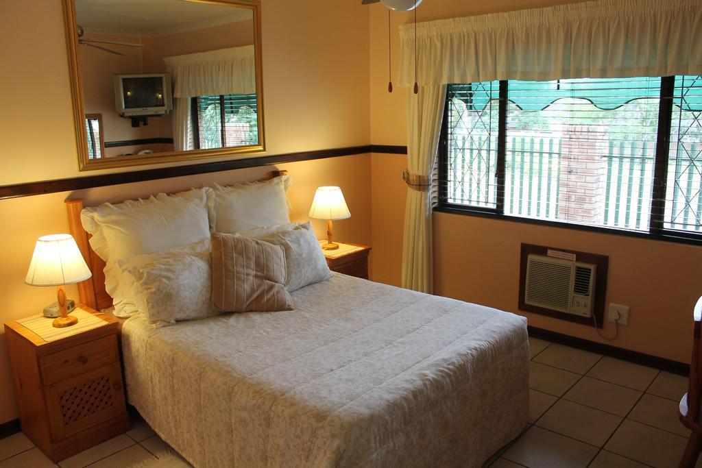 La Mer Lodge Richards Bay Szoba fotó